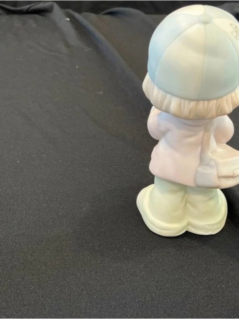 1998 - Precious Moments Boy Figurine - Focusing in on those Precious Moments